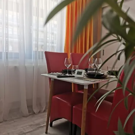 Appartement Elis By The Sea *